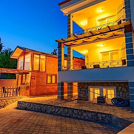 Anatolian Fethiye Cedit